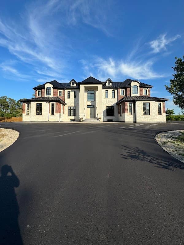 Photograph 2 of 4 published by Caledon Paving on its own Google listing