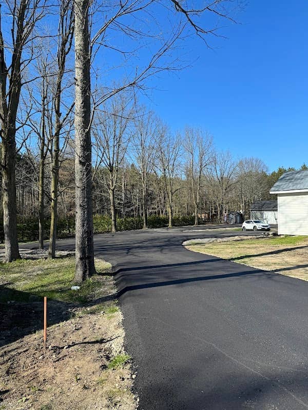 Photograph 3 of 4 published by Caledon Paving on its own Google listing