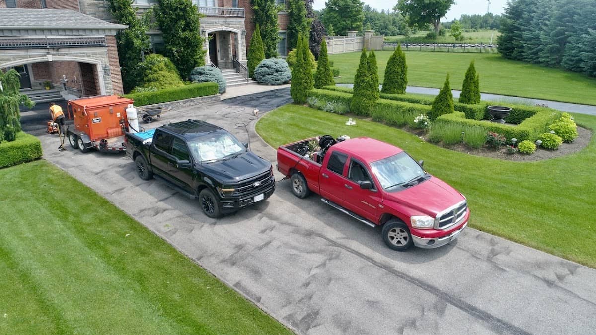 Photograph published by GTA CREW (Greater Toronto Asphalt) on its own Google listing