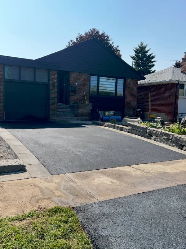 Photograph published by MAGNUM PAVING on its own Google listing