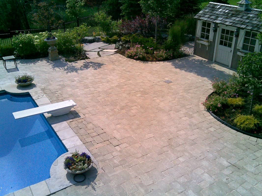 Photograph 3 of 4 published by METRO PAVERS Inc. on its own Google listing
