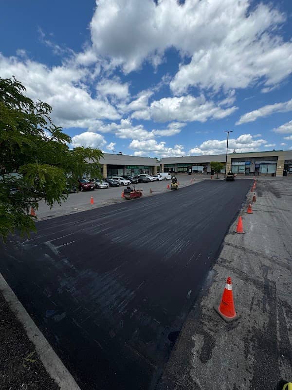 Photograph 2 of 4 published by Pavemar Paving on its own Google listing