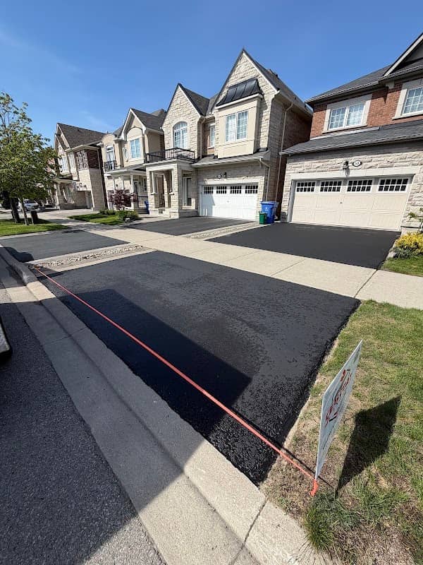 Photograph 2 of 4 published by Sealcoat Canada on its own Google listing