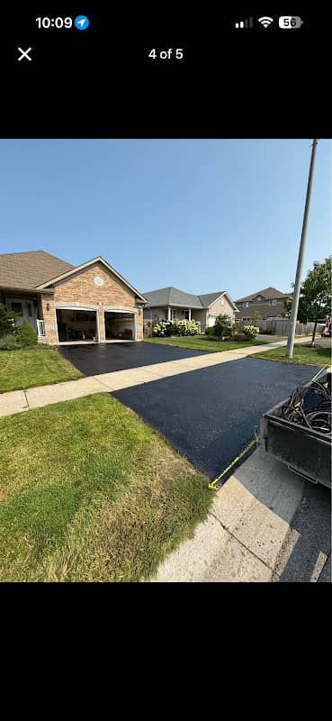 Photograph published by Williams sealcoating on its own Google listing